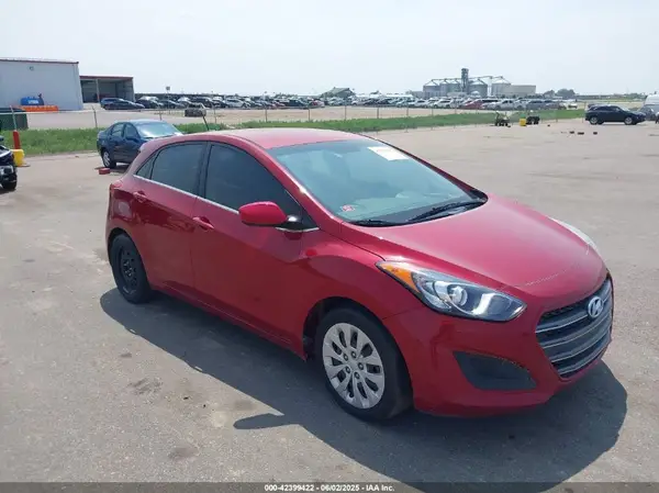 KMHD35LH2GU311421 2016 HYUNDAI ELANTRA - Image 1