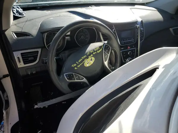 KMHD35LH2GU314352 2016 HYUNDAI ELANTRA - Image 8