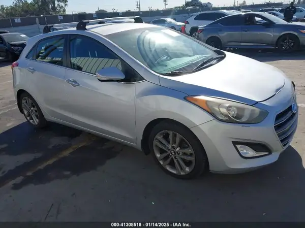 KMHD35LH2GU315789 2016 HYUNDAI ELANTRA - Image 1