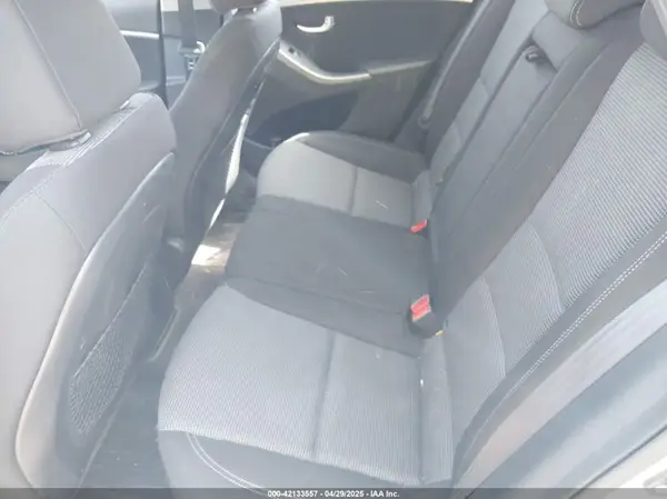 KMHD35LH2GU317106 2016 HYUNDAI ELANTRA - Image 8