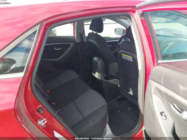KMHD35LH2GU317932 2016 HYUNDAI ELANTRA - Image 8