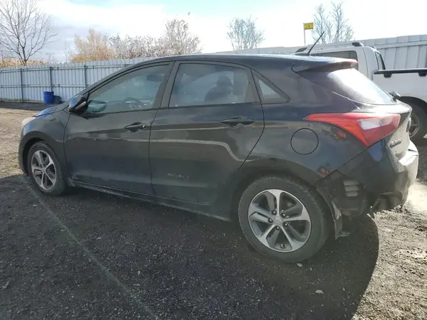 KMHD35LH2GU324203 2016 HYUNDAI ELANTRA - Image 2