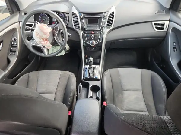 KMHD35LH2GU324668 2016 HYUNDAI ELANTRA - Image 8