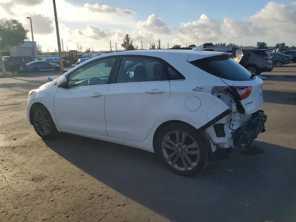 KMHD35LH2GU327120 2016 HYUNDAI ELANTRA - Image 2