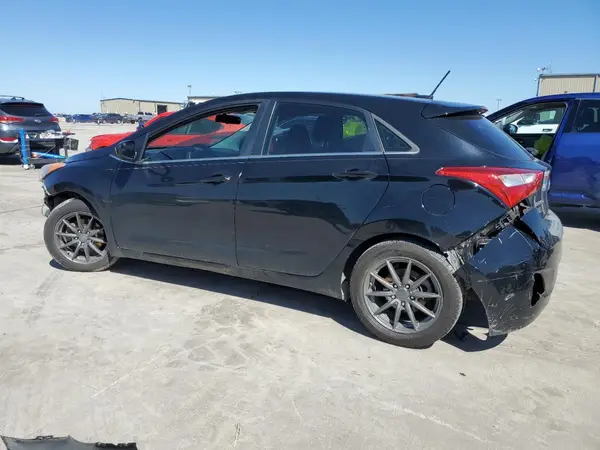 KMHD35LH2GU330244 2016 HYUNDAI ELANTRA - Image 2