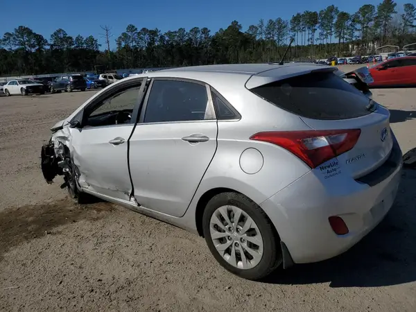 KMHD35LH2GU332821 2016 HYUNDAI ELANTRA - Image 2