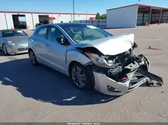 KMHD35LH2GU335962 2016 HYUNDAI ELANTRA
