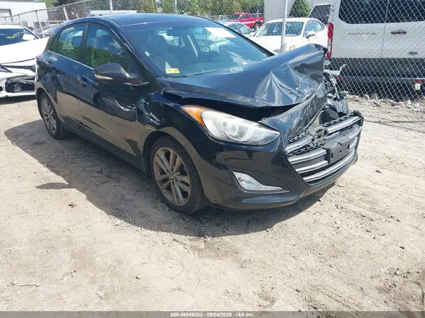 KMHD35LH2GU338974 2016 HYUNDAI ELANTRA - Image 1