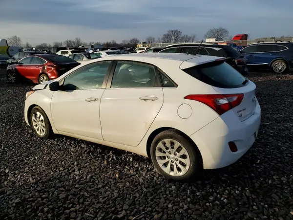 KMHD35LH2HU346798 2017 HYUNDAI ELANTRA - Image 2