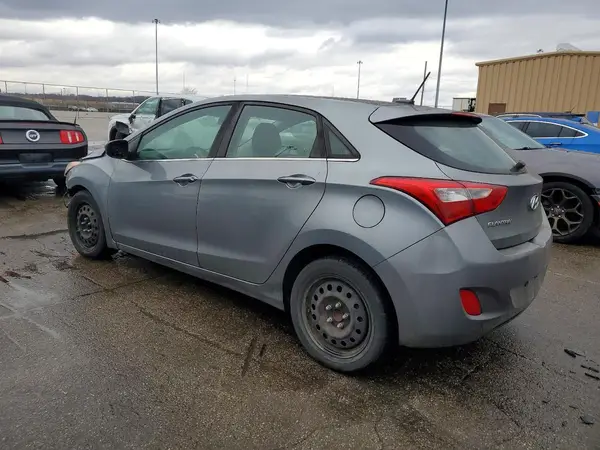 KMHD35LH2HU349720 2017 HYUNDAI ELANTRA - Image 2