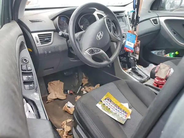 KMHD35LH2HU349720 2017 HYUNDAI ELANTRA - Image 8