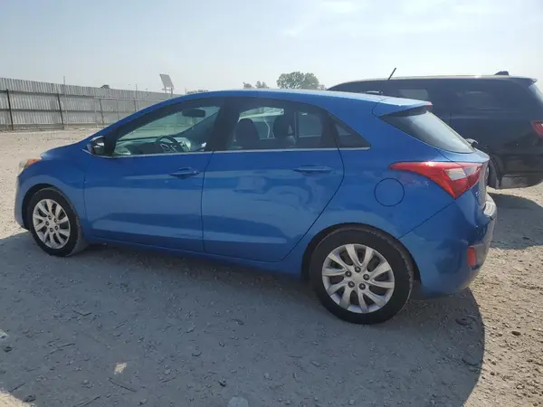 KMHD35LH2HU360006 2017 HYUNDAI ELANTRA - Image 2
