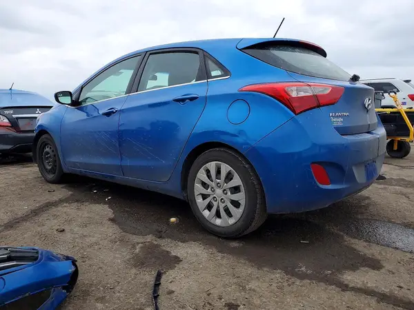 KMHD35LH2HU367327 2017 HYUNDAI ELANTRA - Image 2