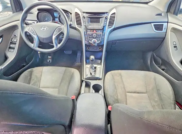 KMHD35LH2HU368249 2017 HYUNDAI ELANTRA - Image 8