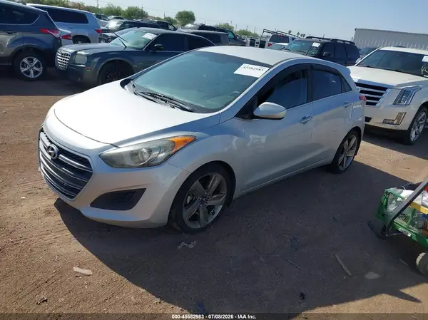 KMHD35LH2HU370860 2017 HYUNDAI ELANTRA - Image 2