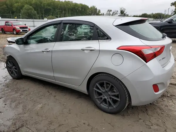 KMHD35LH2HU373886 2017 HYUNDAI ELANTRA - Image 2