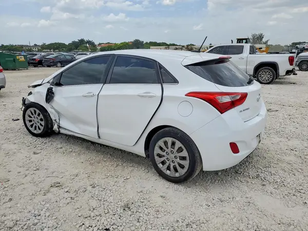 KMHD35LH2HU376741 2017 HYUNDAI ELANTRA - Image 2
