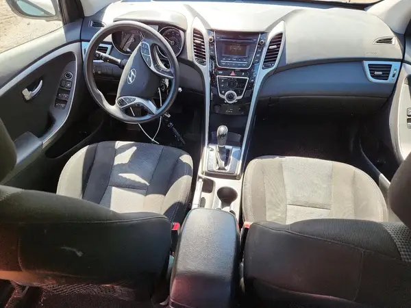 KMHD35LH2HU377422 2017 HYUNDAI ELANTRA - Image 8