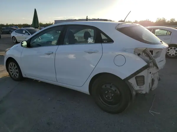 KMHD35LH2HU379512 2017 HYUNDAI ELANTRA - Image 2