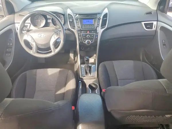 KMHD35LH2HU380644 2017 HYUNDAI ELANTRA - Image 8
