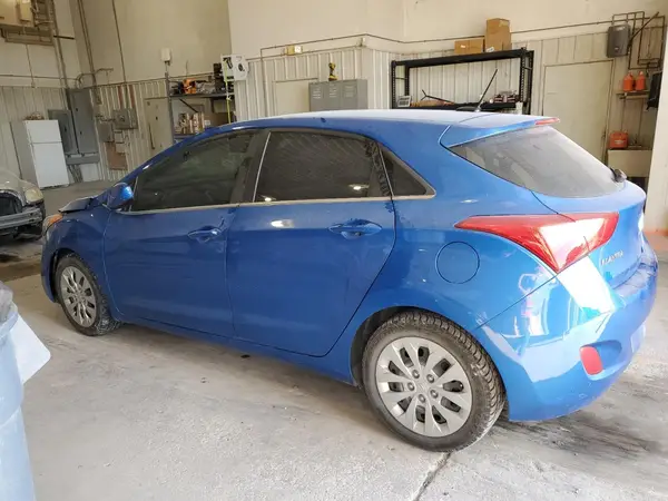 KMHD35LH2HU383429 2017 HYUNDAI ELANTRA - Image 2