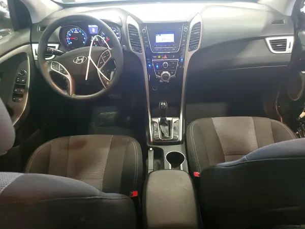 KMHD35LH2HU384161 2017 HYUNDAI ELANTRA - Image 8