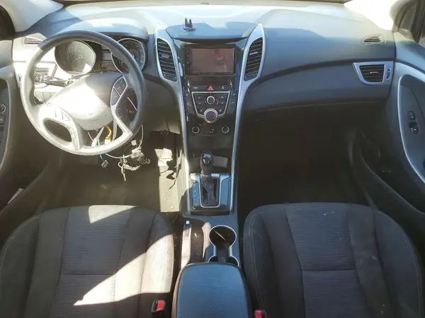 KMHD35LH2HU384323 2017 HYUNDAI ELANTRA - Image 8