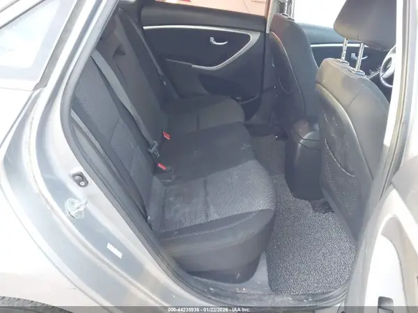 KMHD35LH3GU251987 2016 HYUNDAI ELANTRA - Image 8