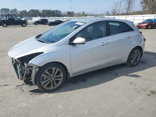 KMHD35LH3GU258275 2016 HYUNDAI ELANTRA - Image 1