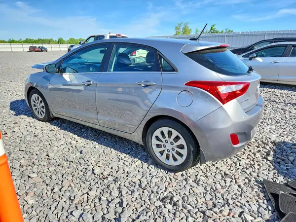 KMHD35LH3GU268062 2016 HYUNDAI ELANTRA - Image 2