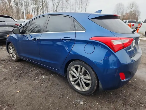 KMHD35LH3GU270572 2016 HYUNDAI ELANTRA - Image 2