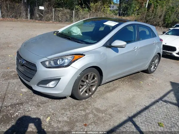 KMHD35LH3GU282236 2016 HYUNDAI ELANTRA - Image 2