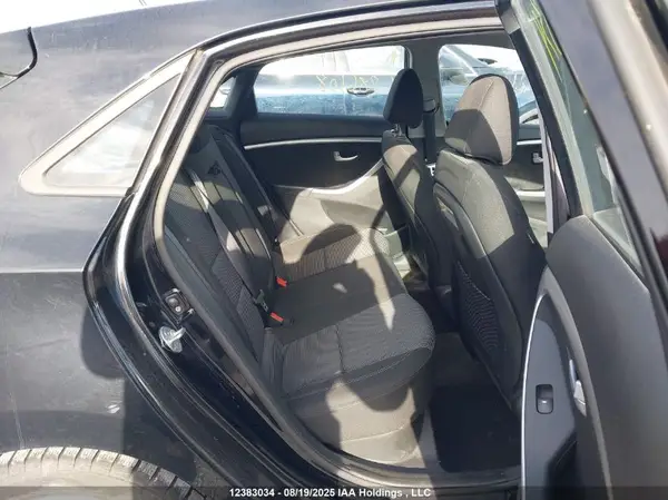 KMHD35LH3GU286108 2016 HYUNDAI ELANTRA - Image 8
