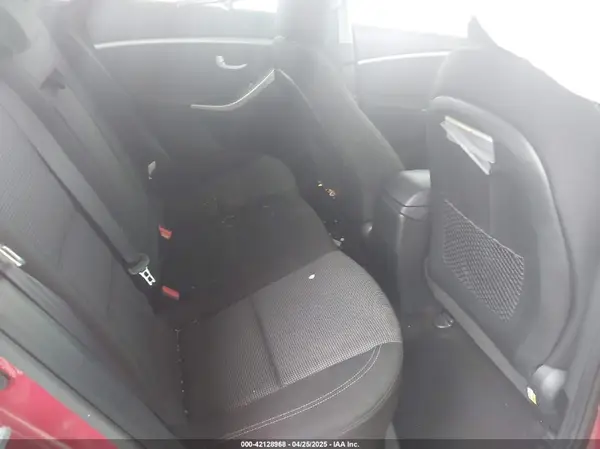 KMHD35LH3GU292250 2016 HYUNDAI ELANTRA - Image 8