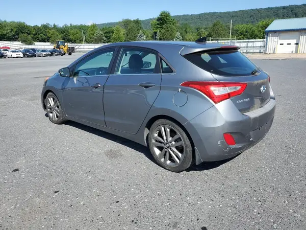 KMHD35LH3GU292801 2016 HYUNDAI ELANTRA - Image 2