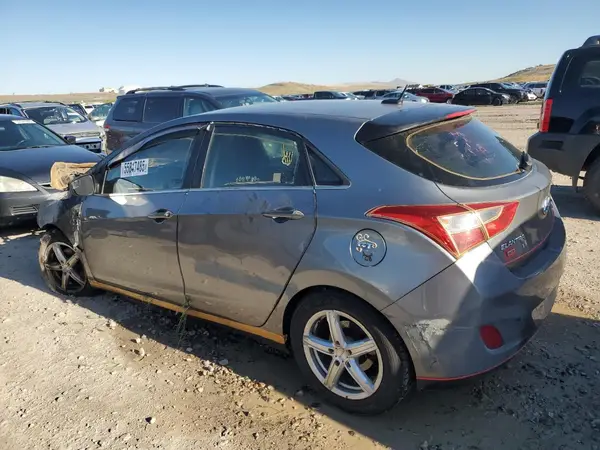 KMHD35LH3GU299702 2016 HYUNDAI ELANTRA - Image 2