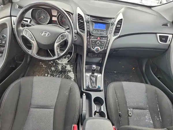 KMHD35LH3GU303103 2016 HYUNDAI ELANTRA - Image 8