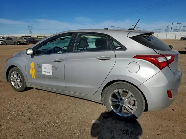 KMHD35LH3GU305305 2016 HYUNDAI ELANTRA - Image 2