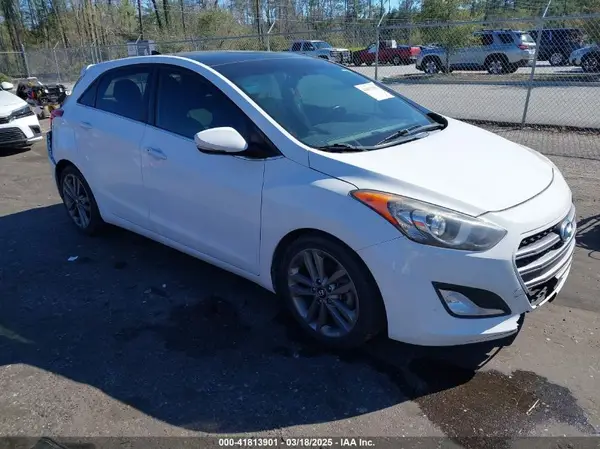 KMHD35LH3GU315350 2016 HYUNDAI ELANTRA - Image 1