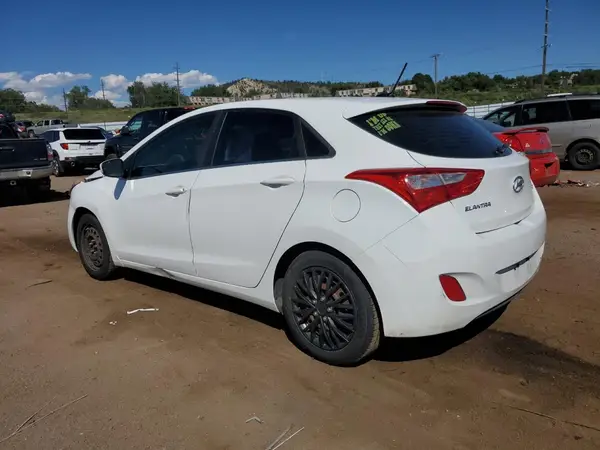 KMHD35LH3GU315879 2016 HYUNDAI ELANTRA - Image 2