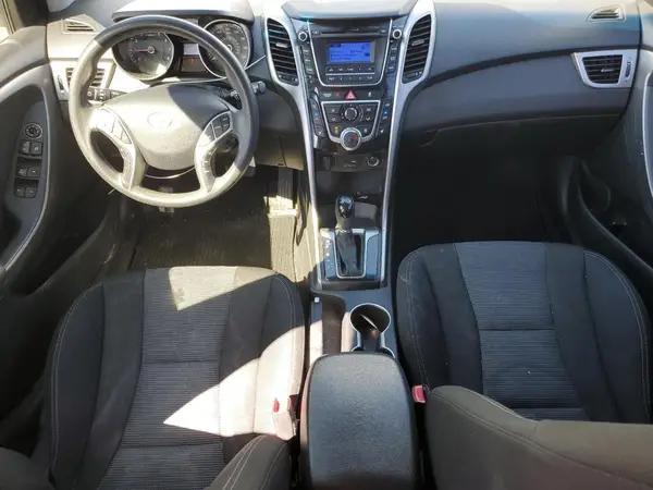 KMHD35LH3GU315879 2016 HYUNDAI ELANTRA - Image 8