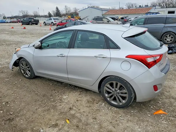 KMHD35LH3GU317468 2016 HYUNDAI ELANTRA - Image 2