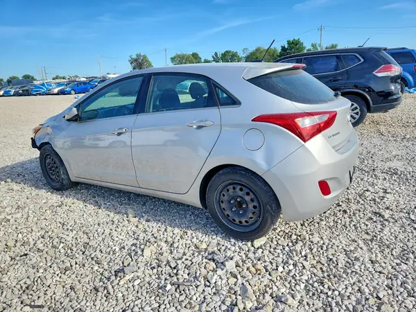 KMHD35LH3GU323898 2016 HYUNDAI ELANTRA - Image 2