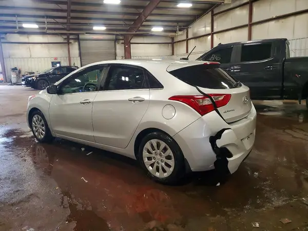 KMHD35LH3GU325764 2016 HYUNDAI ELANTRA - Image 2
