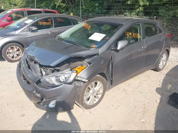 KMHD35LH3GU326297 2016 HYUNDAI ELANTRA - Image 2