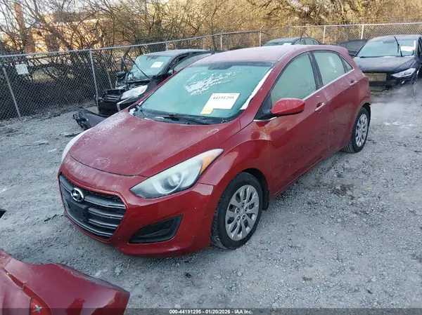KMHD35LH3GU333699 2016 HYUNDAI ELANTRA - Image 2