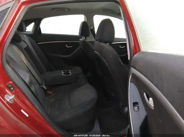 KMHD35LH3GU333699 2016 HYUNDAI ELANTRA - Image 8