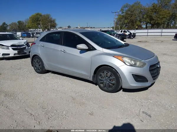 KMHD35LH3GU337719 2016 HYUNDAI ELANTRA - Image 1