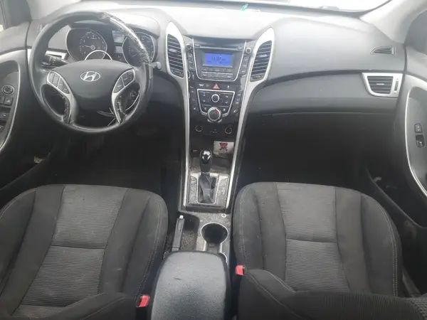 KMHD35LH3GU340748 2016 HYUNDAI ELANTRA - Image 8