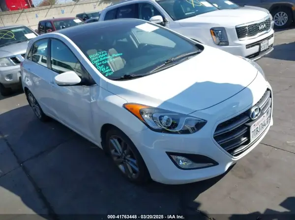 KMHD35LH3HU354747 2017 HYUNDAI ELANTRA - Image 1